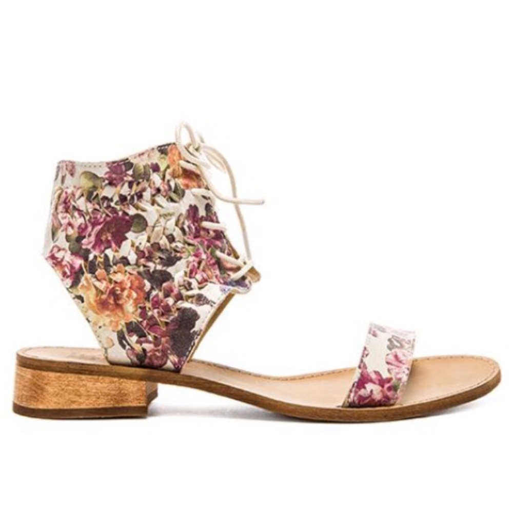 Latigo Rose flowered sandals!